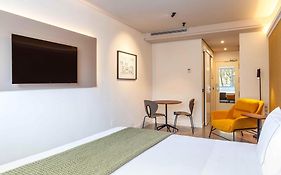 Suites Viena Plaza de España